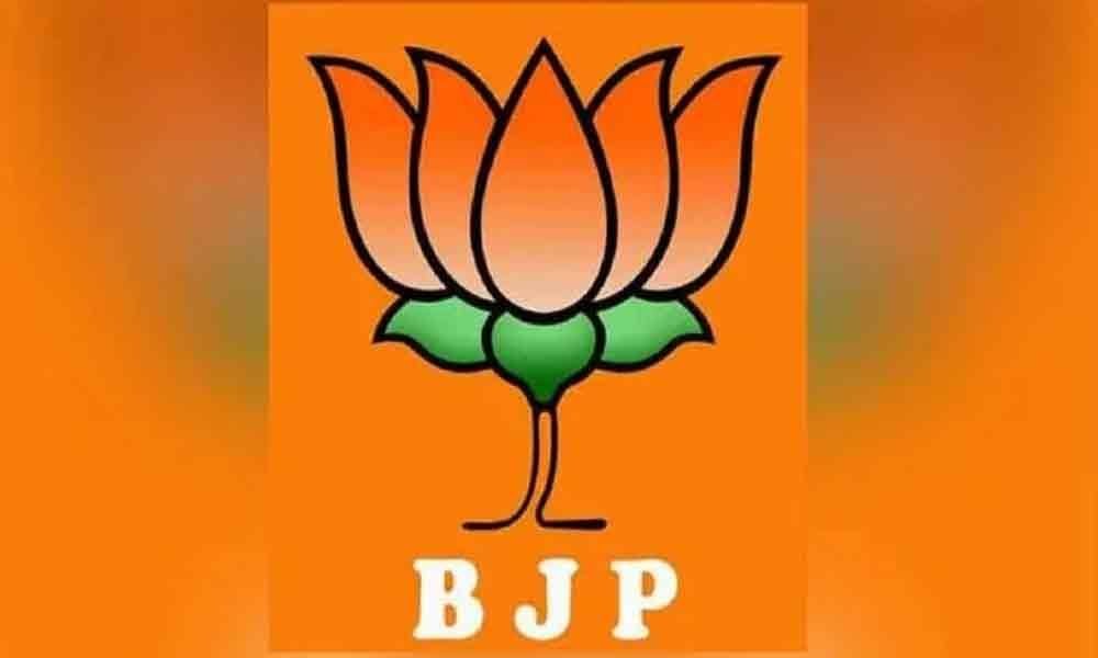 महाआघाडीत All is Well नाही, शिवसेनेची काँग्रस आणि राष्ट्रवादीवर दबावाची खेळी?