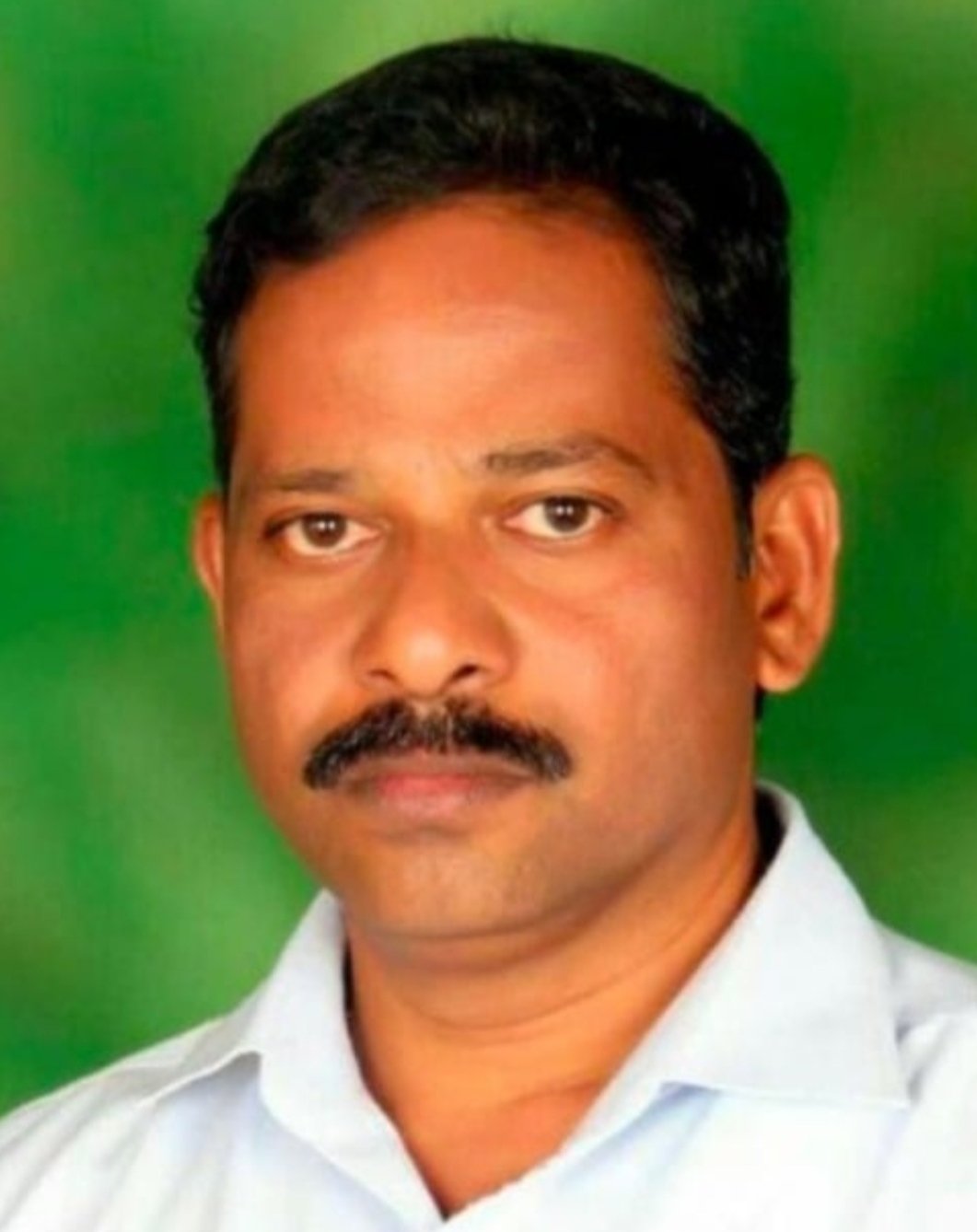 भाजपाचे जुने निष्ठावान कार्यकर्ते राजन चिके यांचा तालुकाध्यक्ष पदाचा राजीनामा
