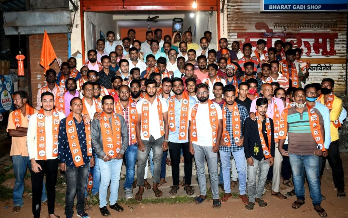 कुडाळ मधील शेकडो राणे समर्थकांचा शिवसेनेत प्रवेश