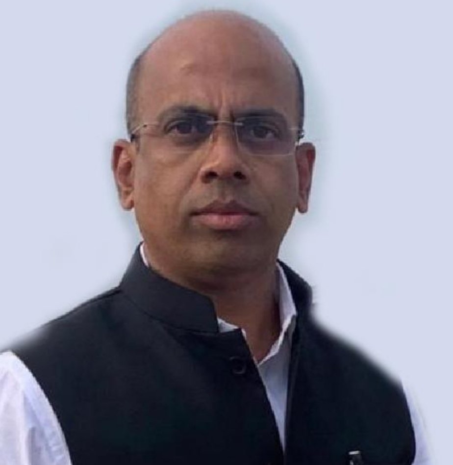 जिल्ह्यातील कर्जमागणी व अन्य संबंधीत समस्या निवारणासाठी जिल्हाधिकाऱ्यांनी कायमस्वरूपी प्रतिसाद कक्ष स्थापन करावा