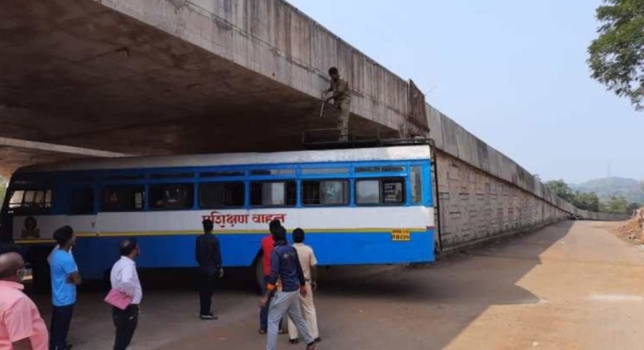 खारेपाटण येथे बांधण्यात आलेल्या बॉक्सवेलबाबत ग्रामस्थांमध्ये नाराजी
