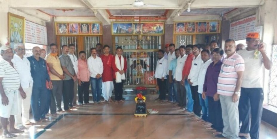 शिवसेना नेते सतीश सावंत यांना दीर्घायुष्य लाभण्यासाठी वैभववाडी शिवसेना पदाधिकाऱ्यांचा धार्मिक उपक्रम