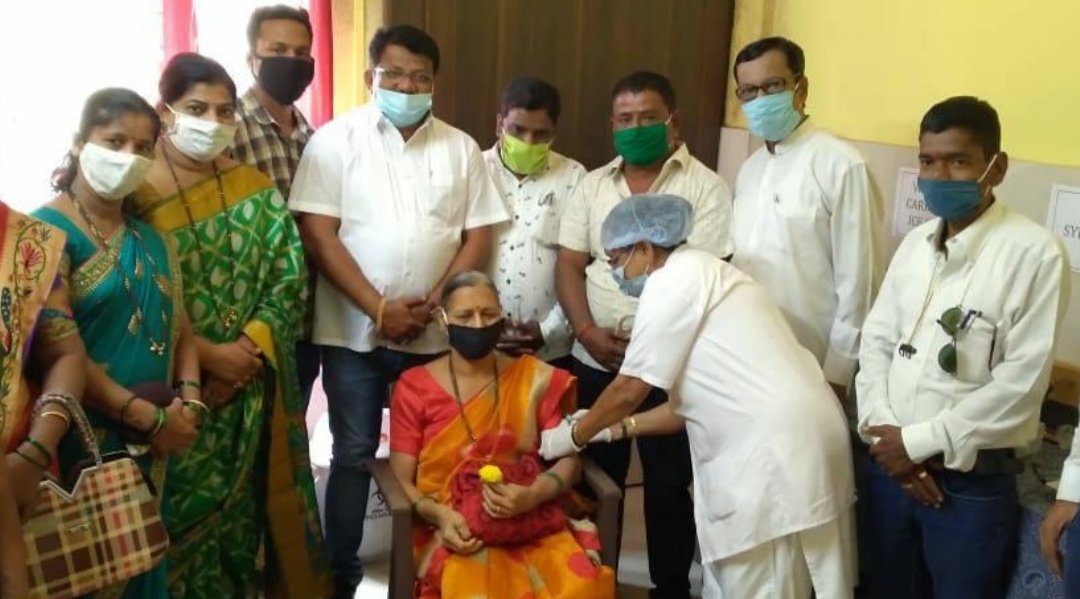 बांदा आरोग्य केंद्रात ६० वर्षावरील जेष्ठांना कोरोना लसीकरण सुरू!