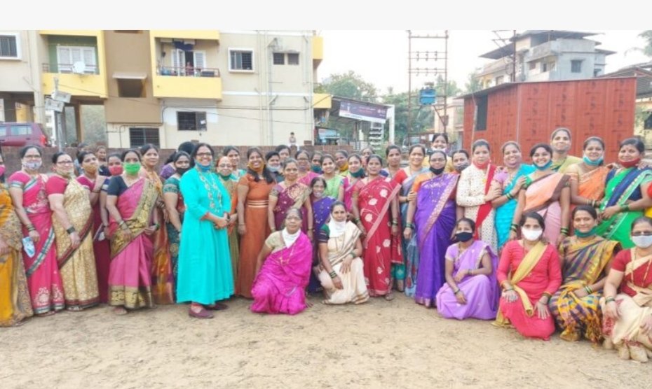 कणकवली परबवाडीतील महिलांनी साजरा केला जागतिक महिला दिन