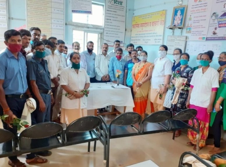 कट्टा येथे कोरोना योद्ध्यांचा सन्मान; आमदार वैभव नाईक यांच्या वाढदिवसानिमित्त कार्यक्रम