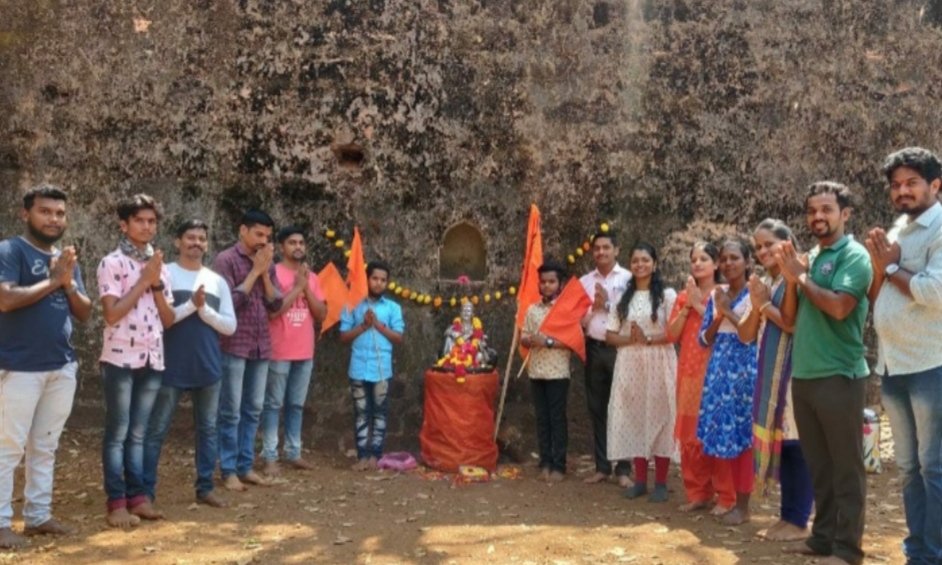 यशवंतगड किल्ल्यावर शिवजयंती साजरी…