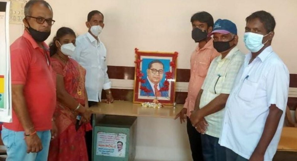 वैभववाडी भाजपाच्या वतीने महामानवास अभिवादन