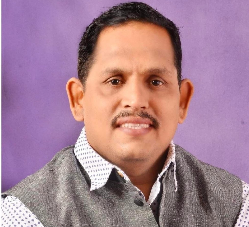 कुडाळची घटना निषेधार्हच, पण अडेलतट्टू प्रशासनावर नियंत्रण ठेवायचे कसे? – कन्हैया पारकर