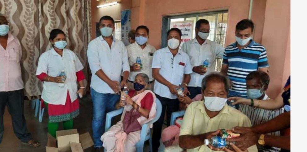 खारेपाटण येथील सुकांत वरुणकर यांनी जपली सामाजिक बांधिलकी