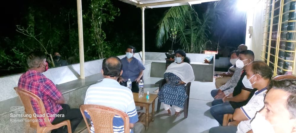 आमदार नितेश राणे यांनी केले विनायक राणे यांच्या कुटुंबीयांचे सांत्वन