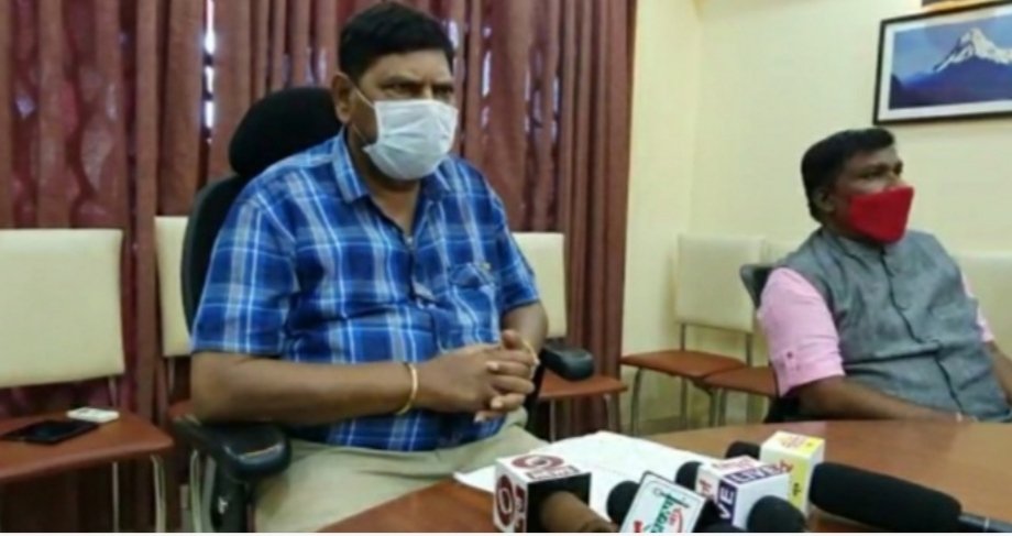 केंद्राच्या नावाने बोटे मोडण्यापेक्षा राज्य शासनाने कोकणाला सढळ मदत करावी