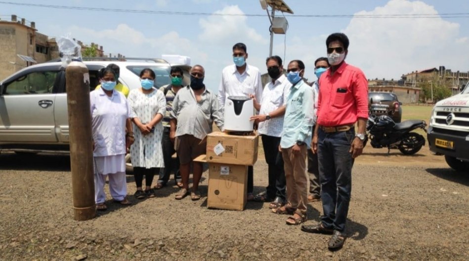 कोरोनाच्या पार्श्वभूमीवर दत्ता सामंतांचे मदत कार्य सुरूच !