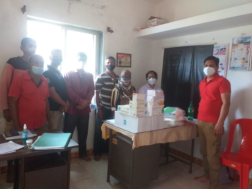 वाघेरी गावातील कोरोनाग्रस्तांसाठी मुंबई मंडळाची साद