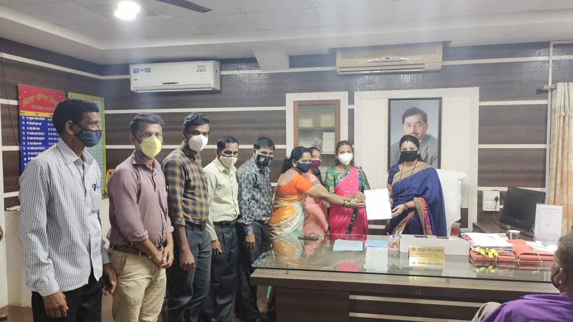सिंधुदुर्ग जिल्हा परिषदेने उपसरपंचांनाही विमा कवच द्यावे