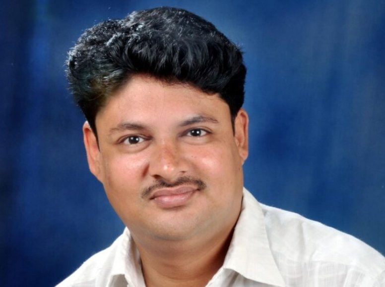 आम. वैभव नाईक तर गडग्यावरून उडी मारुन पळाले होते – शिशिर परूळेकर