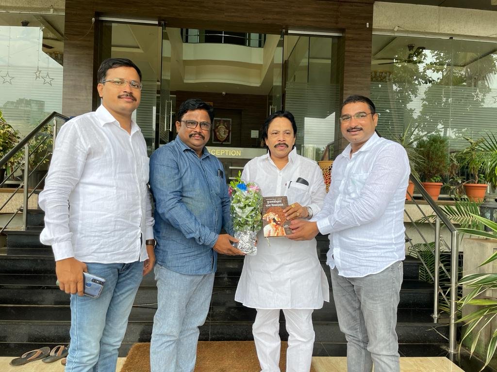 “छत्रपती शिवाजी महाराज यांच्या विचारांवर चालुन सर्वसामान्य जनतेला न्याय देण्याचे कार्य सदैव करीत राहीन” ; शिवसेना नेते संदेश पारकर