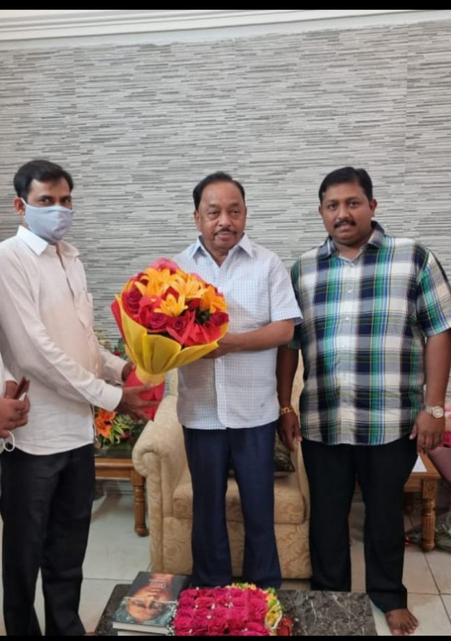 केंद्रीयमंत्रिपद निवड झाल्याबद्धल नारायण राणे यांची दिल्लीत जाऊन घेतली भेट