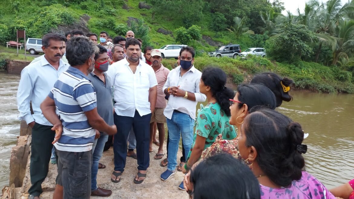 बांदिवडे भगवंतगड खारभूमी बंधाऱ्याच्या कामाला पावसाळ्यानंतर सुरुवात – आ. वैभव नाईक