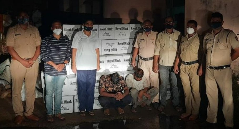 दोडामार्गात २० लाखांच्या दारुसह ४० लाखांचा मुद्देमाल जप्त