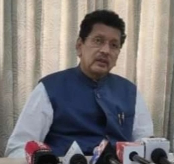 नारायण राणे यांनी आपली भूमिका आतातरी बदलावी