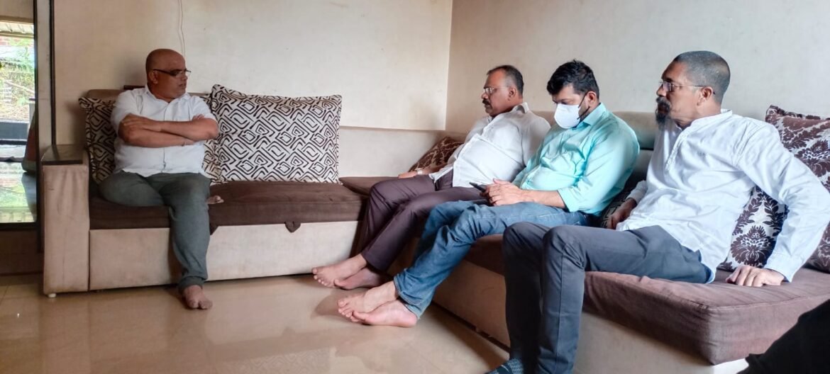 राष्ट्रवादी जिल्हाध्यक्ष अमित सामंत यांनी केले राजू पावसकर कुटुंबियांचे सांत्वन