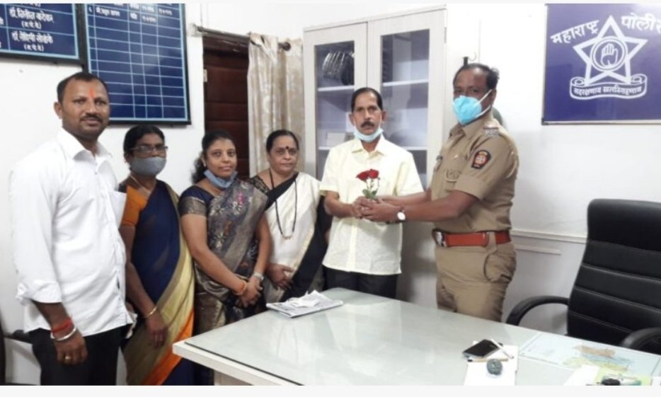 वैभववाडी भाजपाच्या वतीने पोलीस प्रशासनाचे अभिनंदनऔ