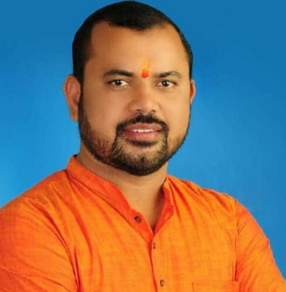 राज्य शासनाच्या माध्यमातून सावंतवाडी तालुक्याला तीन रुग्णवाहिका