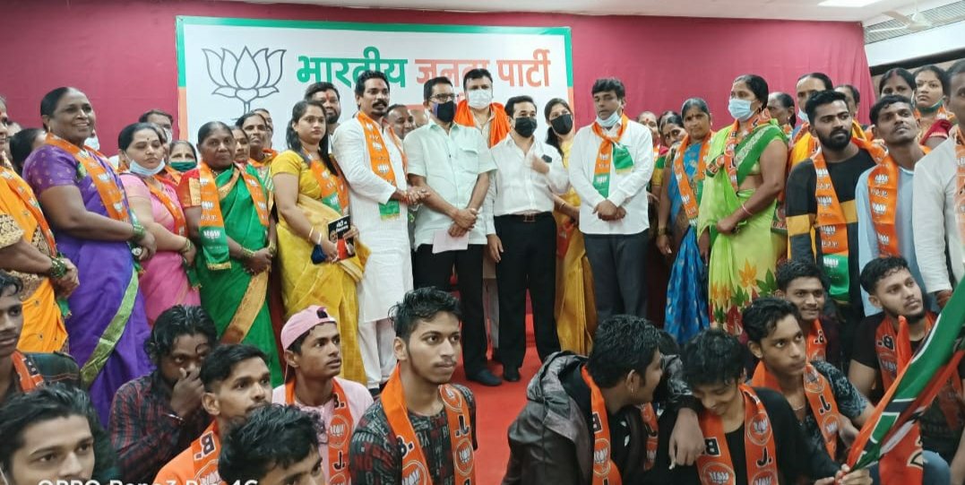 मुंबईत नितेश राणेंचा शिवसेनेला धक्का