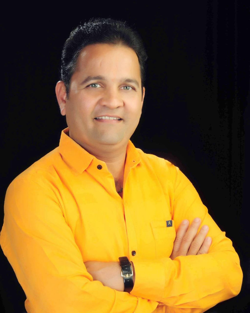रस्ताच्या कामाला सुरूवात करा, अन्यथा कार्यकारी अभियंता यांना हाडांचा सापळा प्रतिकृती देणार भेट