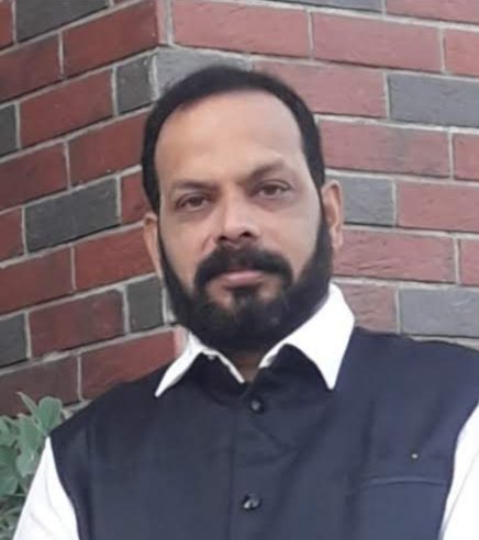 कुडाळमध्ये गोवंश कत्तल करणाऱ्या आंतरराज्य रॅकेटला दणका! अविनाश पराडकर यांनी थरारक पाठलाग करून कंटेनर पकडला