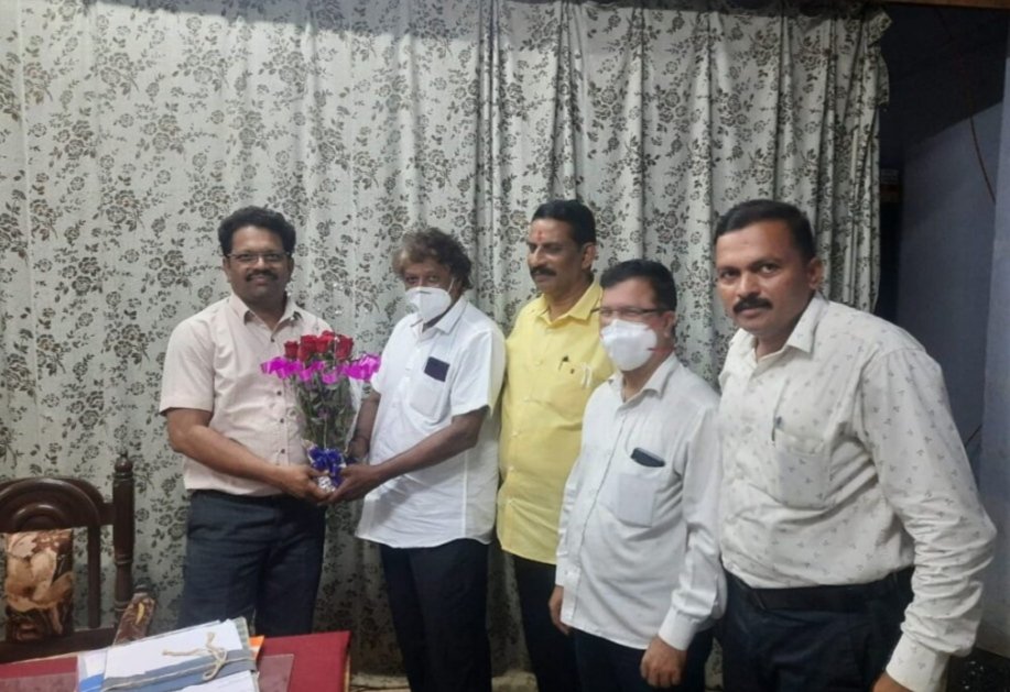 सिंधुदुर्ग जिल्हा शिक्षण संस्थाचालक मंडळाने घेतली नूतन शिक्षणाधिकारी मुस्ताख शेख यांची सदिच्छा भेट