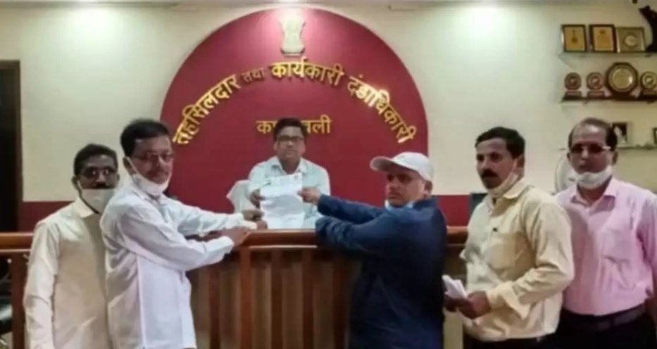 लखीमपूर शेतकरी नरसंहाराचा कणकवली राष्ट्रवादी काँग्रेसने केला निषेध