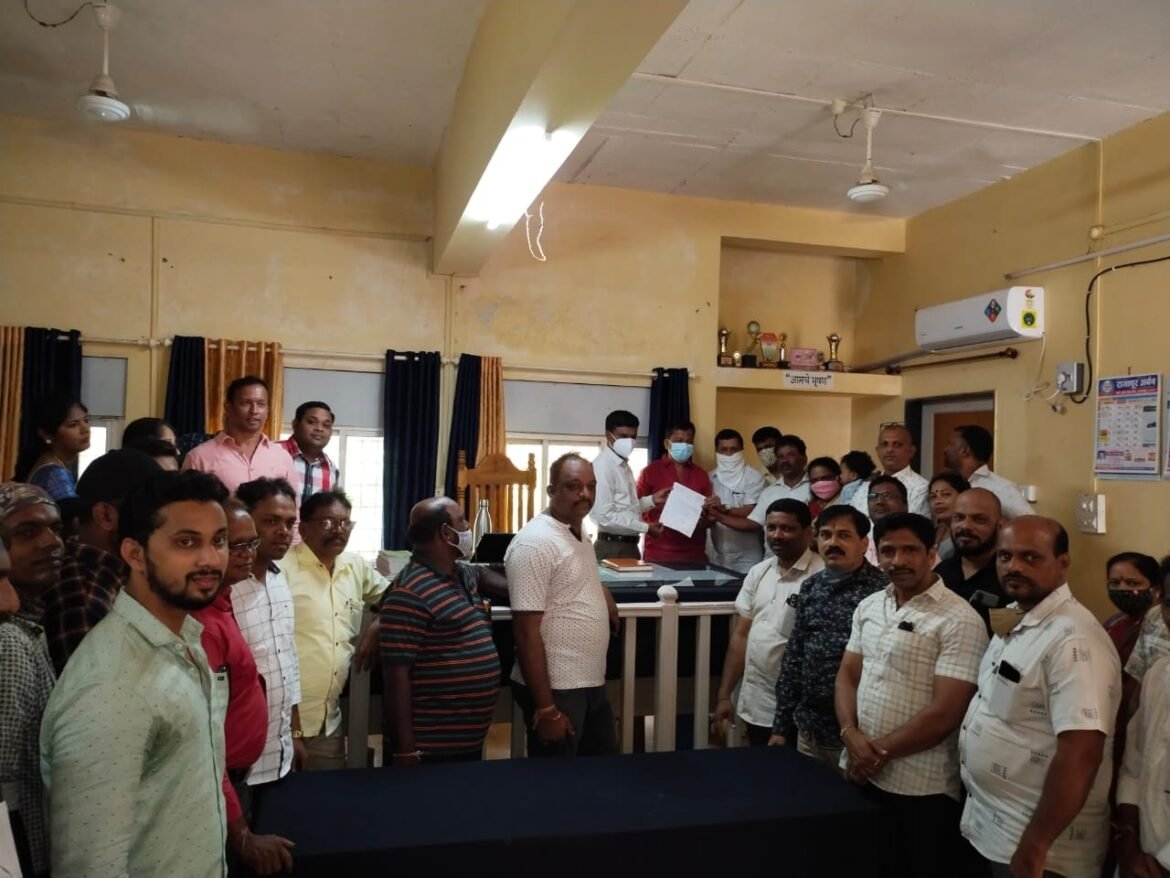 ठाकरे सरकारने पेट्रोल व डिझेल वरील कर कपात करावा अन्यथा आंदोलन – भाजपा कुडाळ तालुका