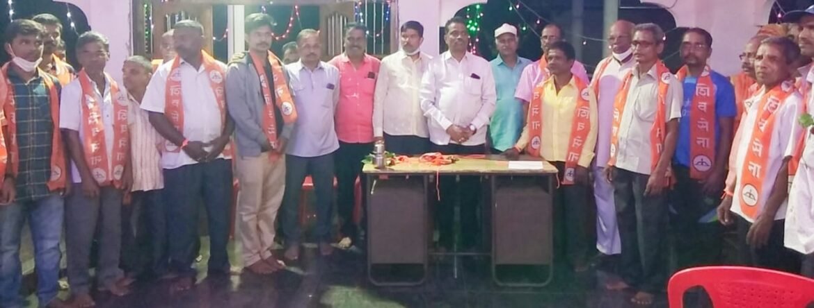 फोंडाघाट पावणादेवी ग्रामस्थांचा शिवसेना पक्षात जाहीर प्रवेश