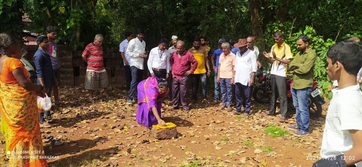 विविध विकास कामांचे भूमीपूजन करून ” संविधान सन्मान दिन ” साजरा