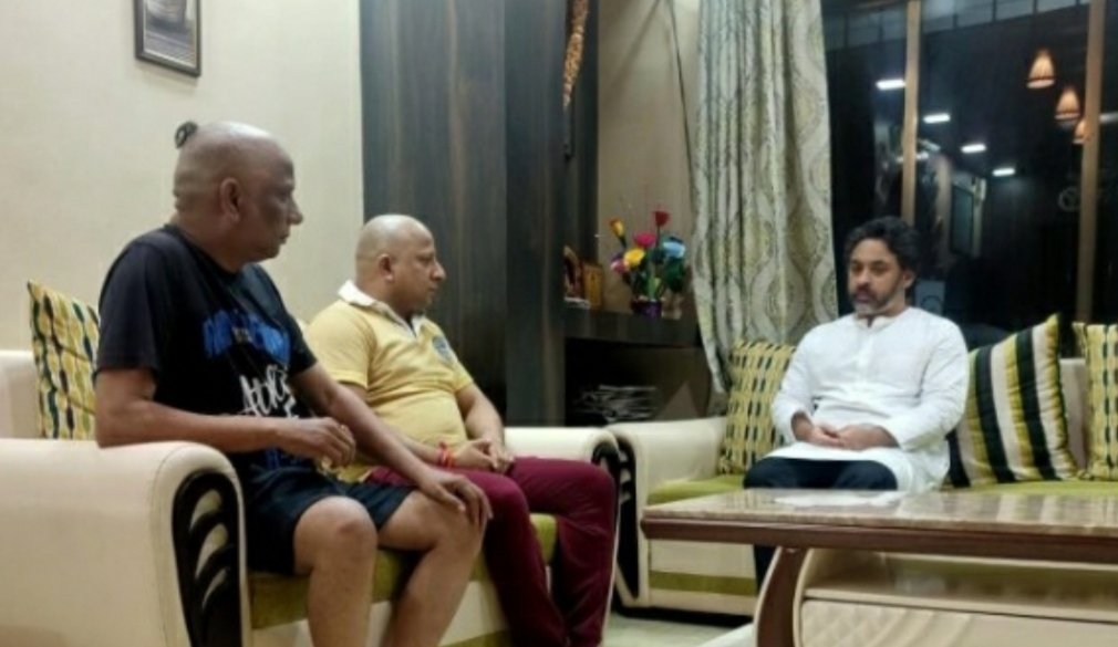 भाजपा प्रदेश सचिव निलेश राणे यांनी केले नलावडे कुटुंबियांचे सांत्वन