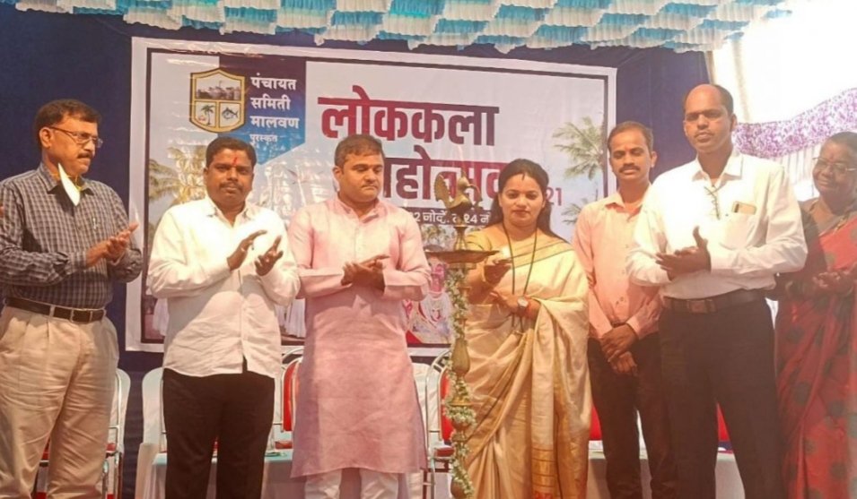 मालवण पंचायत समितीत लोककलावंतांचा ‘मेळा’