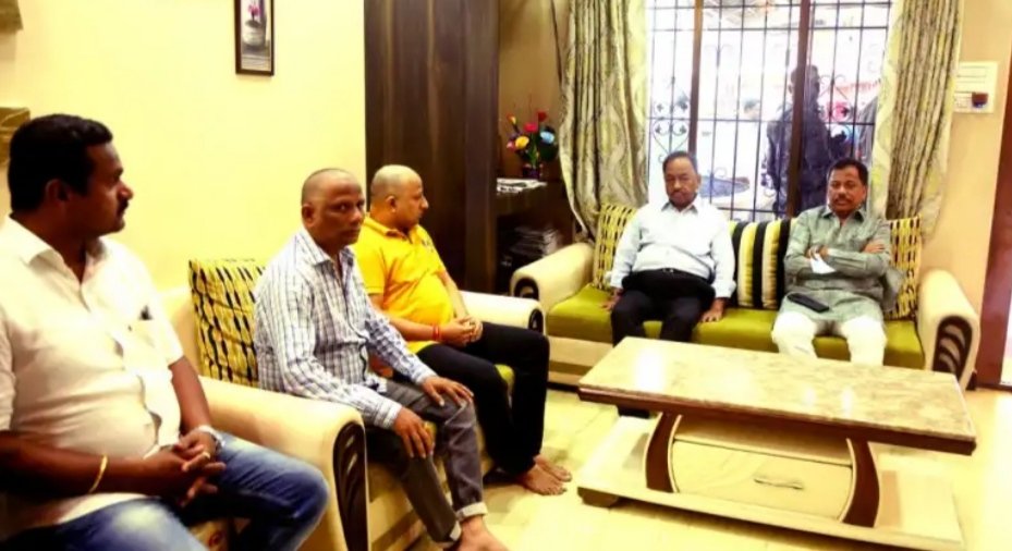 केंद्रीय मंत्री नारायण राणेंकडून नगराध्यक्ष समीर नलावडे यांचे सांत्वन