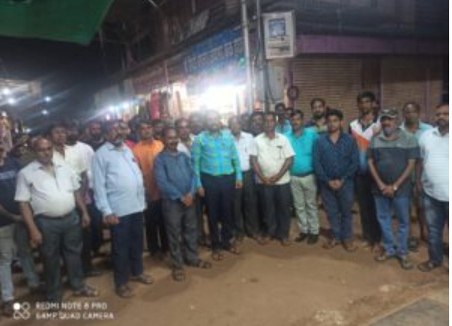 तळेरेत व्यापारी बांधवांनी वाहीली जनरल बिपीन रावत यांना भावपूर्ण श्रद्धांजली