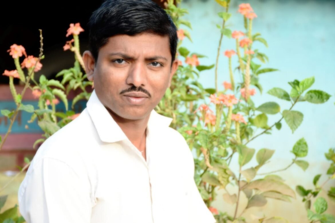 माणगाव कार्यरत तलाठी व पूर्व कार्यरत मंडळ अधिकारी यांचा मनमानी कारभार