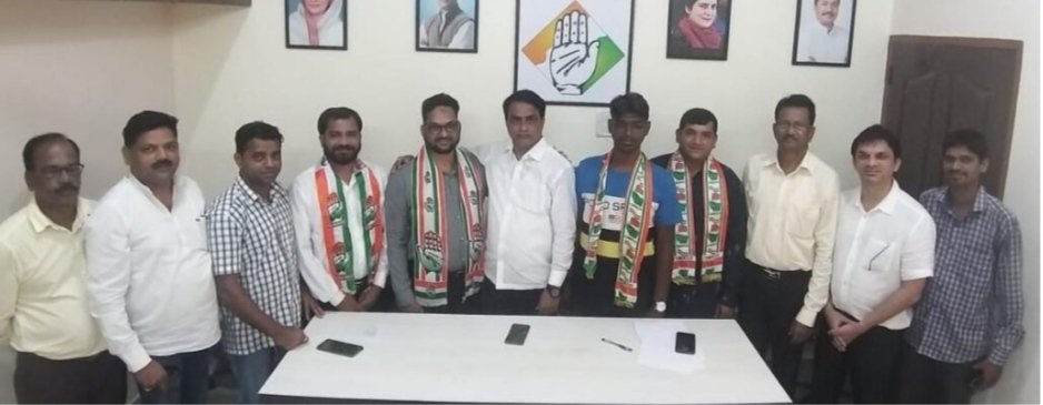 राष्ट्रवादीला धक्का राजू धारपवारांसह चौघांचा कॉंग्रेसमध्ये प्रवेश