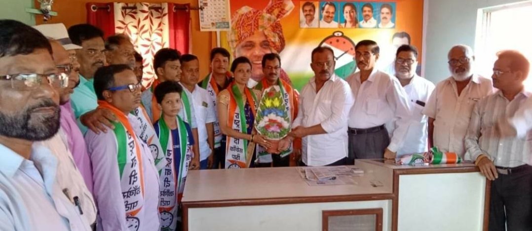 कुडाळ शहरातील अनेक कार्यकर्त्यांचा राष्ट्रवादी काँग्रेस मध्ये प्रवेश