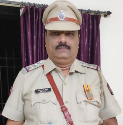 दोडामार्ग पोलीस निरीक्षक पदी अविनाश भोसले यांनी आज पदभार स्वीकार
