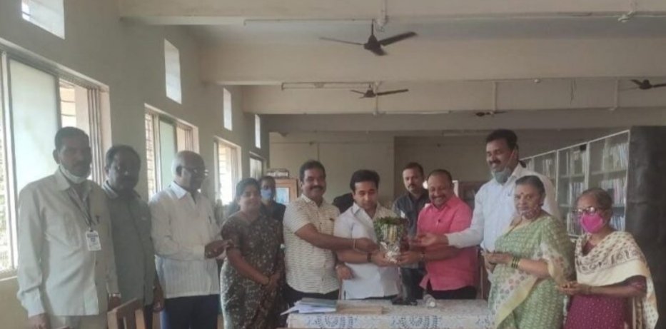 कणकवली नगरवाचनालयाच्या अध्यक्षपदी नीतेश राणेंची फेरनिवड