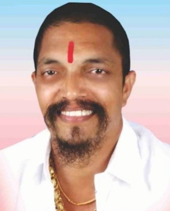 अजित पवार कोण ? हे केंद्रीय उद्योगमंत्री नारायण राणेंना 31 डिसेंबर रोजी जिल्हा बँक निवडणूक निकालातून समजेल