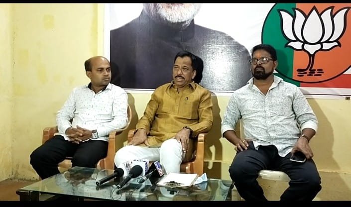 भाजपातील गद्दारांची गय केली जाणार नाही- राजन तेली