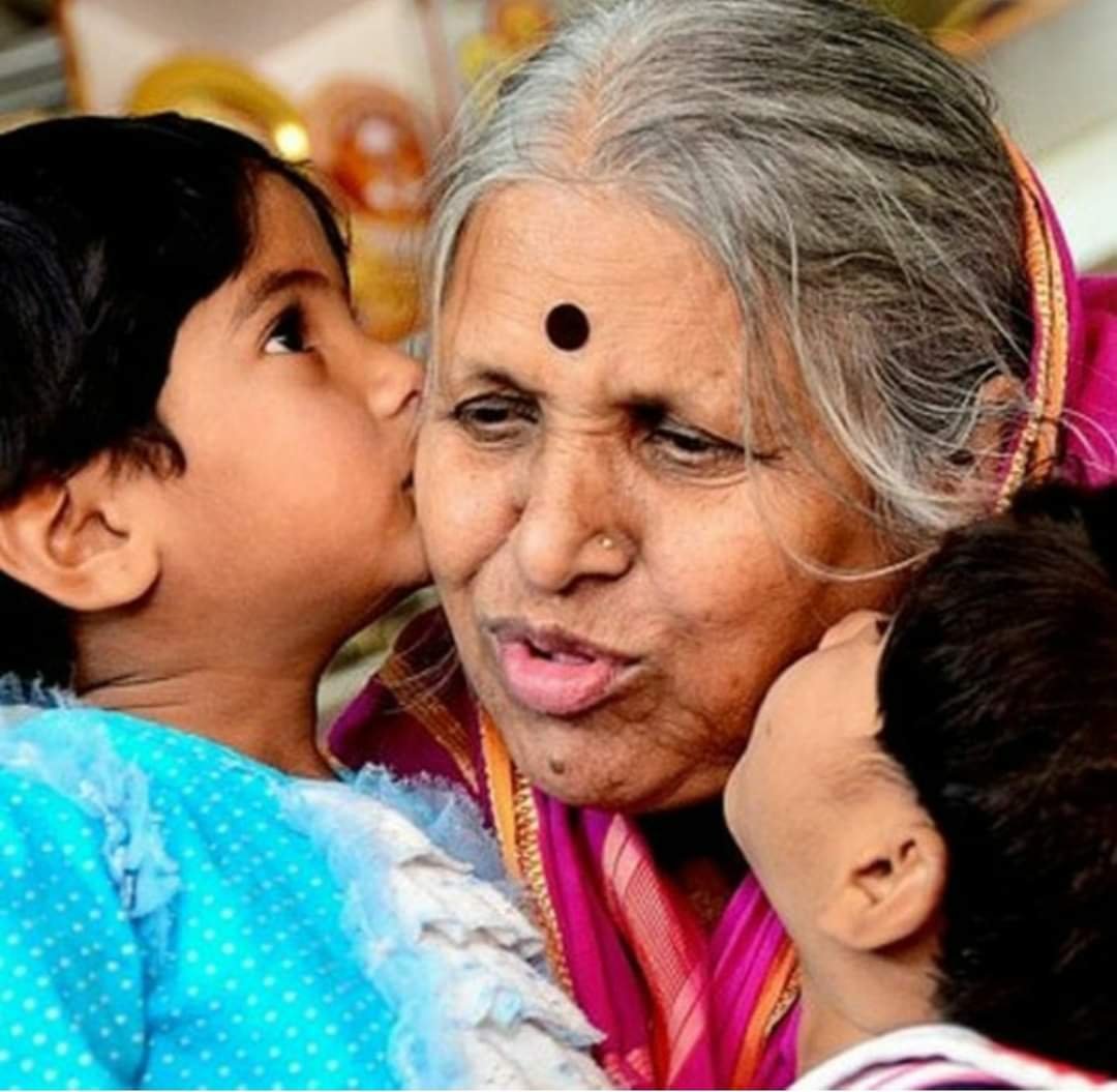 अनाथांची माय म्हणून ओळखल्या जाणाऱ्या सिंधुताई सपकाळ यांचे निधन