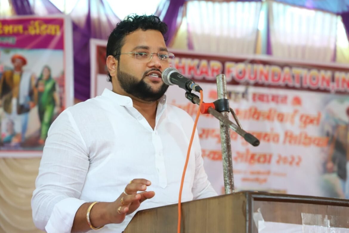 क्रांतीज्योती सावित्रीबाई खऱ्या अर्थाने देशातील स्त्रीशिक्षणाच्या जननी- सुनिल नारकर