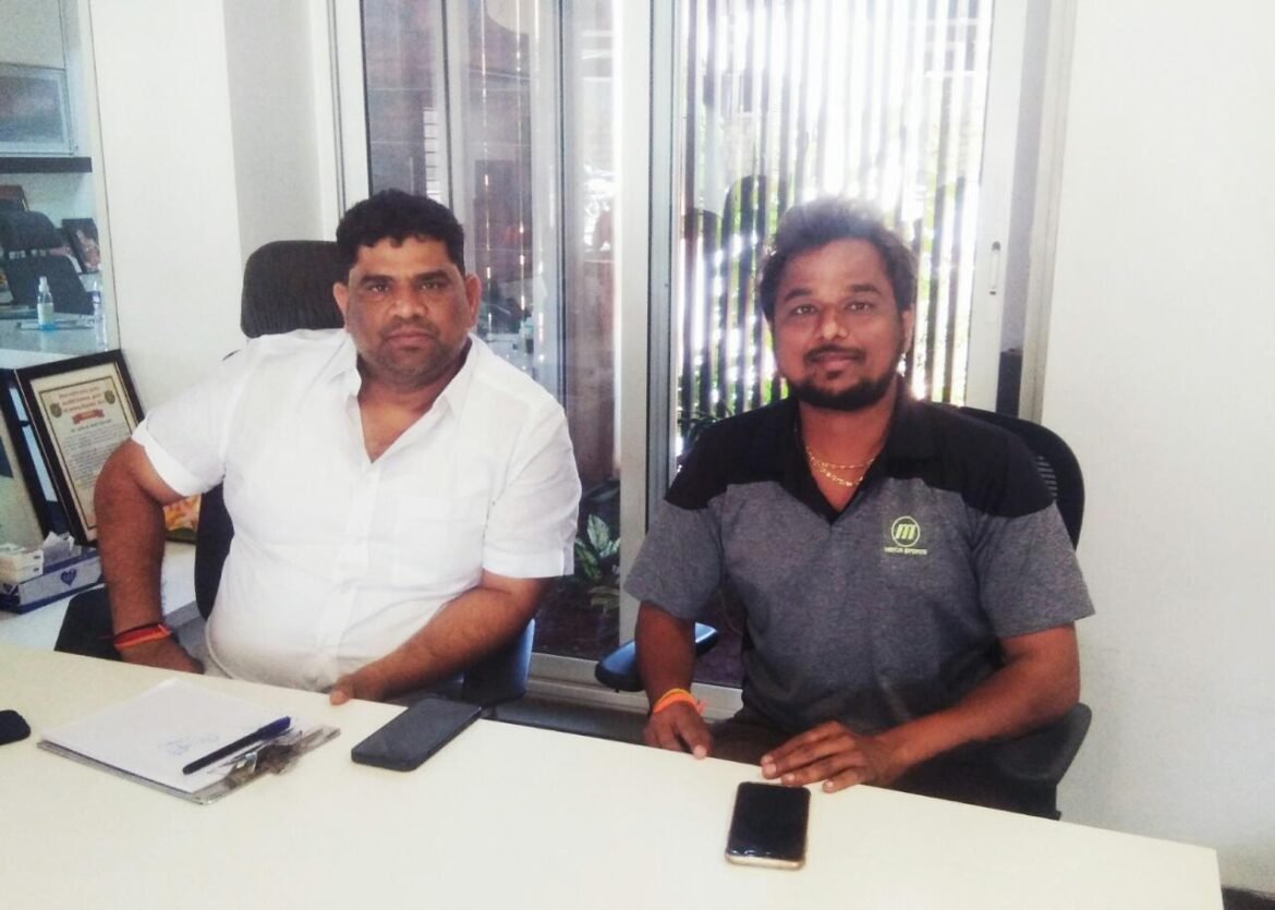 देवगड न.पं.चे नवनिर्वाचित नगरसेवक संतोष तारी यांनी घेतली आम. नाईक यांची सदिच्छा भेट
