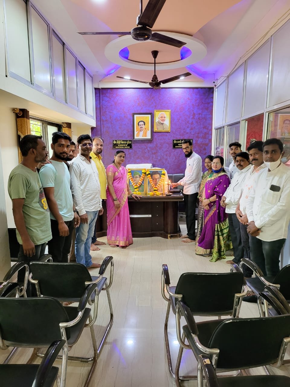 कलमठ ग्रामपंचायतमध्ये शिवसेनाप्रमुख बाळासाहेब ठाकरे, नेताजी सुभाषचंद्र बोस यांची जयंती साजरी